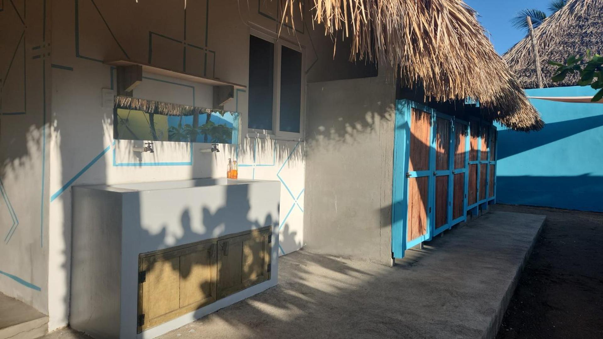 Playa De La Fuente Hostel El Paredon Εξωτερικό φωτογραφία